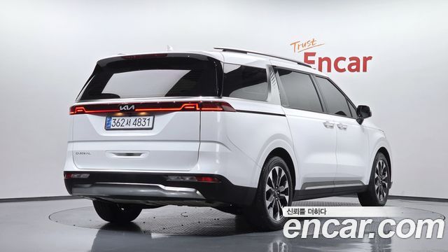 Kia Carnival (IV) Gasoline 9-Seater Noblesse 2023 — фото 2