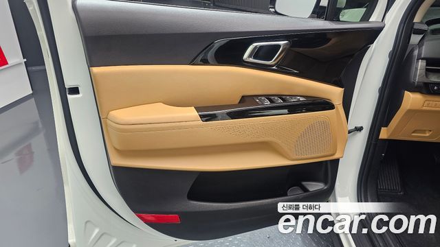 Kia Carnival (IV) Gasoline 9-Seater Noblesse 2023 — фото 24