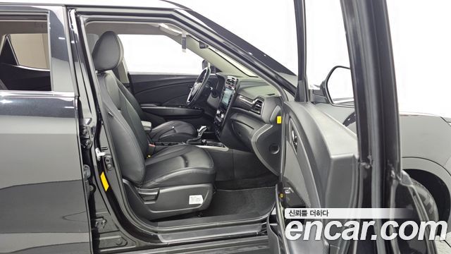 KG Mobility (SsangYong) Very New Tivoli Gasoline 1.5 2WD V7 2023 — фото 17