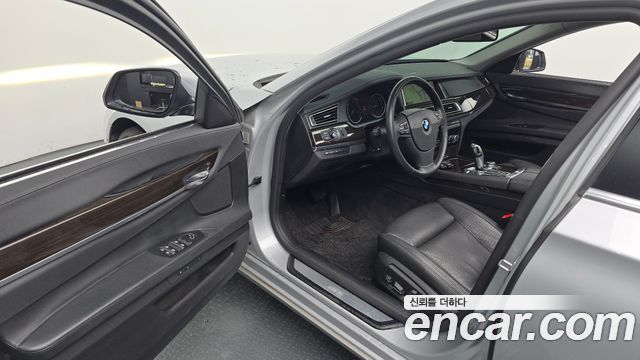 BMW 7 Series (F01) 730d 2013 — фото 10