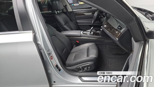 BMW 7 Series (F01) 730d 2013 — фото 26