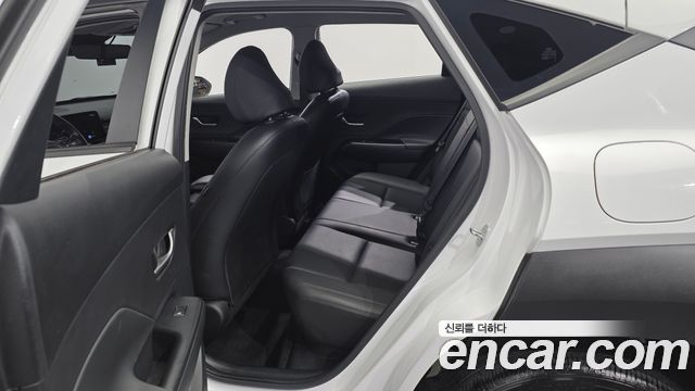 Hyundai Kona (SX2) Gasoline 1.6 Turbo 2WD Modern 2023 — фото 11