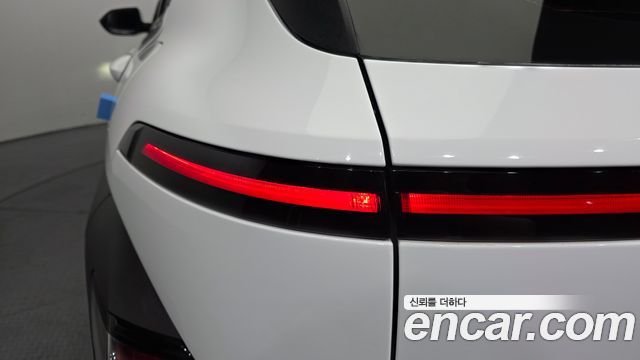 Hyundai Kona (SX2) Gasoline 1.6 Turbo 2WD Modern 2023 — фото 23
