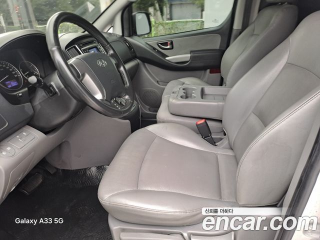 Hyundai Grand Starex Van 3-Seater Smart 2021 — фото 20