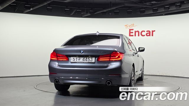 BMW 5 Series (G30) 520i Luxury 2018 — фото 4