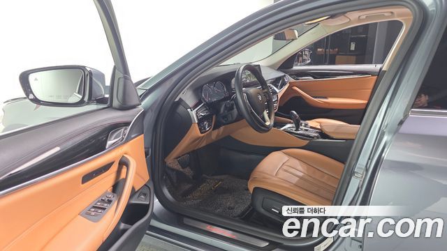 BMW 5 Series (G30) 520i Luxury 2018 — фото 10