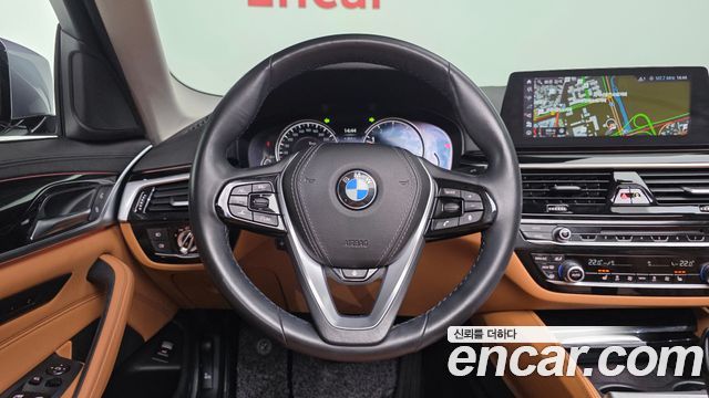 BMW 5 Series (G30) 520i Luxury 2018 — фото 13