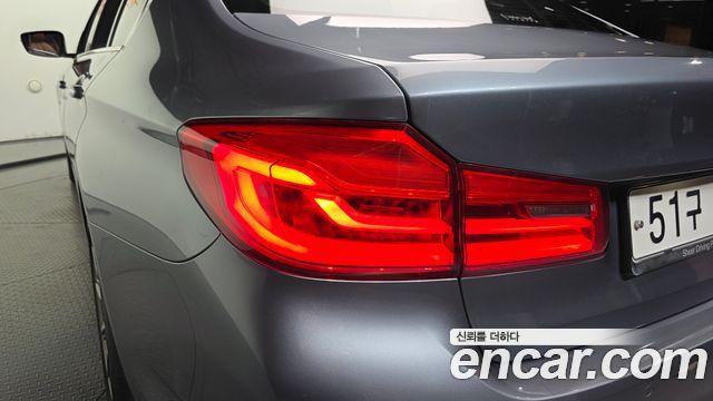 BMW 5 Series (G30) 520i Luxury 2018 — фото 23