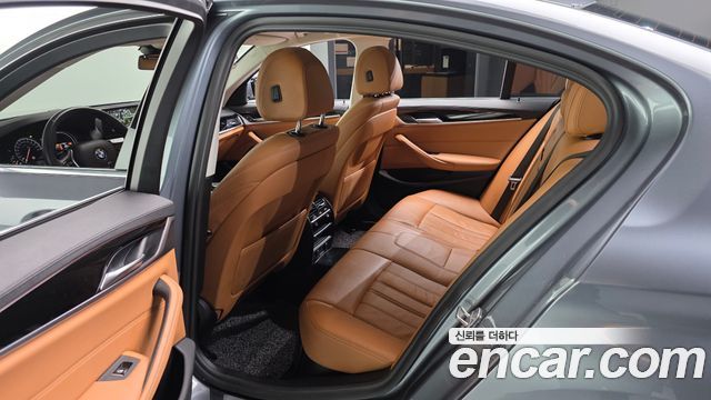BMW 5 Series (G30) 520i Luxury 2018 — фото 26