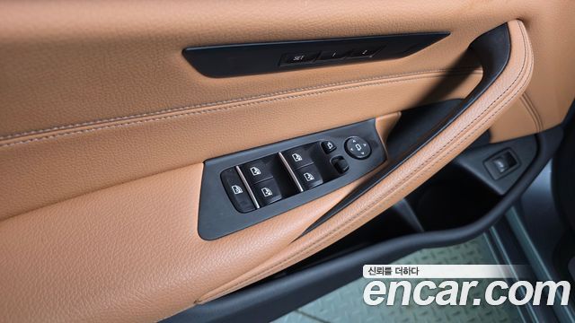 BMW 5 Series (G30) 520i Luxury 2018 — фото 29