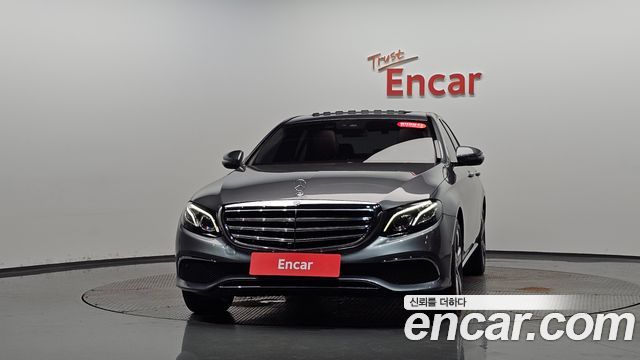 Mercedes-Benz E-Class (W213) E220d Avantgarde 2019 — фото 3