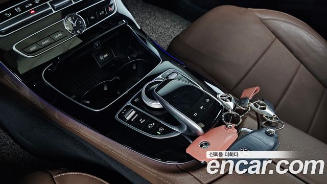 Mercedes-Benz E-Class (W213) E220d Avantgarde 2019 — фото 16