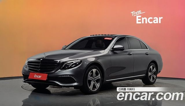 Mercedes-Benz E-Class (W213) E220d Avantgarde