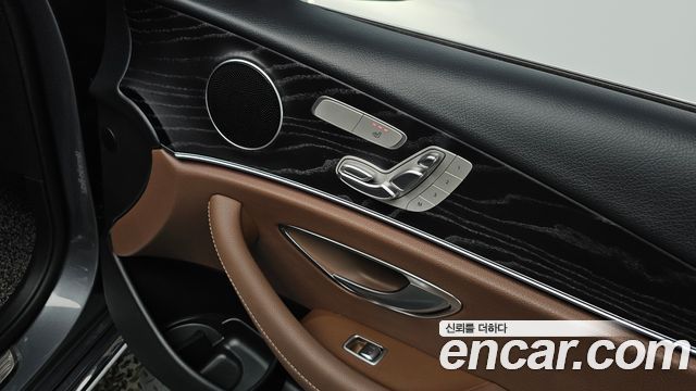 Mercedes-Benz E-Class (W213) E220d Avantgarde 2019 — фото 28