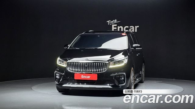 Kia Carnival 9-Seater Noblesse Special 2019 — фото 3