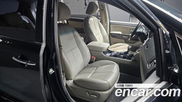 Kia Carnival 9-Seater Noblesse Special 2019 — фото 12