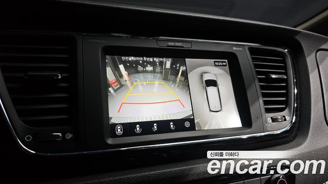 Kia Carnival 9-Seater Noblesse Special 2019 — фото 15