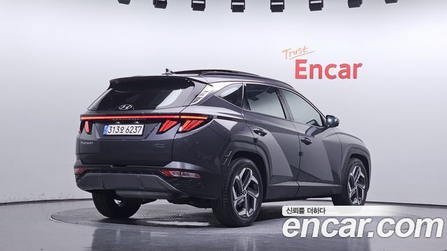 Hyundai Tucson (NX4) Gasoline 1.6 Turbo 2WD Inspiration 2021 — фото 2