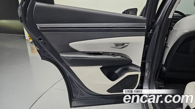 Hyundai Tucson (NX4) Gasoline 1.6 Turbo 2WD Inspiration 2021 — фото 25