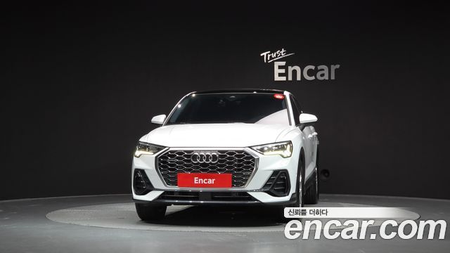 Audi Q3 (F3) 40 TFSI Quatrro Sport Back 2024 — фото 3