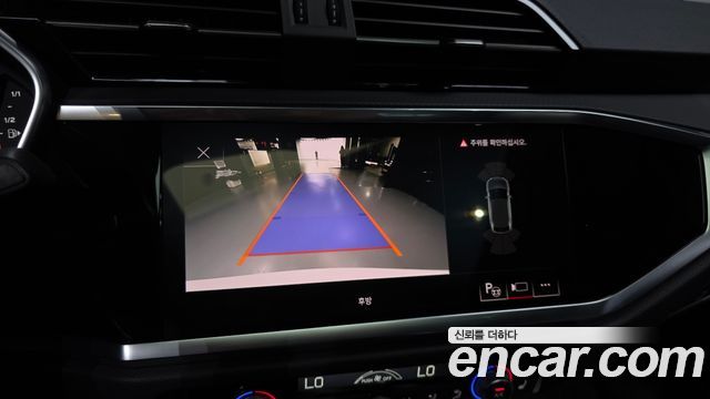 Audi Q3 (F3) 40 TFSI Quatrro Sport Back 2024 — фото 15