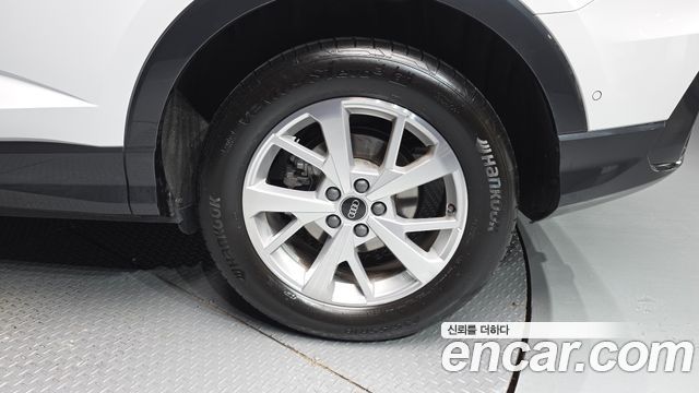 Audi Q3 (F3) 40 TFSI Quatrro Sport Back 2024 — фото 21