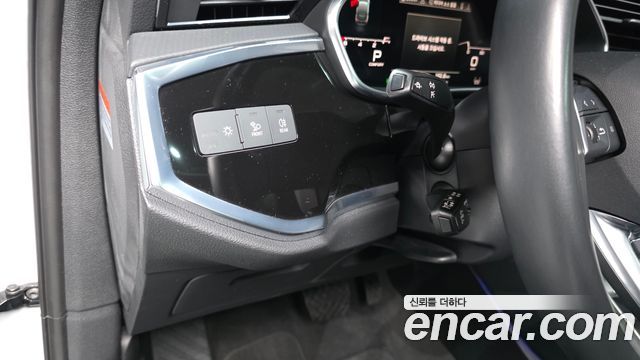 Audi Q3 (F3) 40 TFSI Quatrro Sport Back 2024 — фото 27