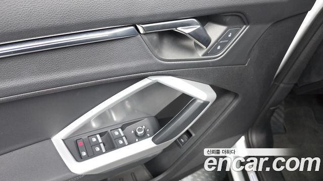 Audi Q3 (F3) 40 TFSI Quatrro Sport Back 2024 — фото 30