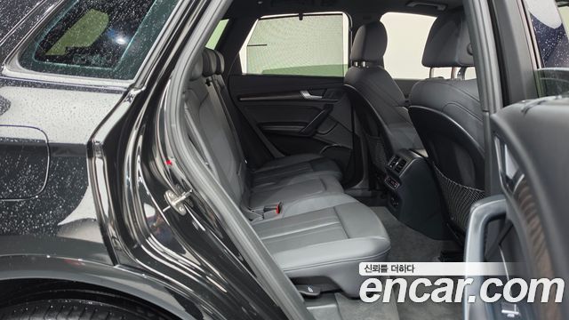 Audi Q5 (FY) 45 TFSI Quattro Premium 2023 — фото 11