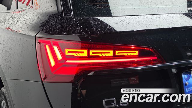 Audi Q5 (FY) 45 TFSI Quattro Premium 2023 — фото 23