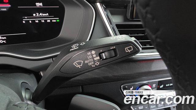 Audi Q5 (FY) 45 TFSI Quattro Premium 2023 — фото 39