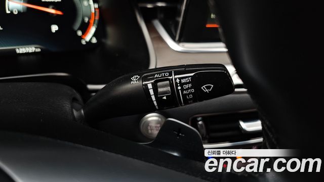 Kia K9 5.0 GDI AWD Quantum 2021 — фото 18