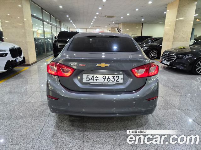 Chevrolet Cruze 1.4 Turbo LT Deluxe 2017 — фото 4
