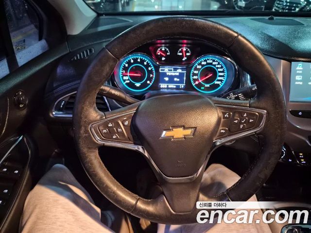 Chevrolet Cruze 1.4 Turbo LT Deluxe 2017 — фото 8