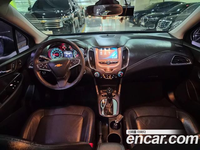Chevrolet Cruze 1.4 Turbo LT Deluxe 2017 — фото 9