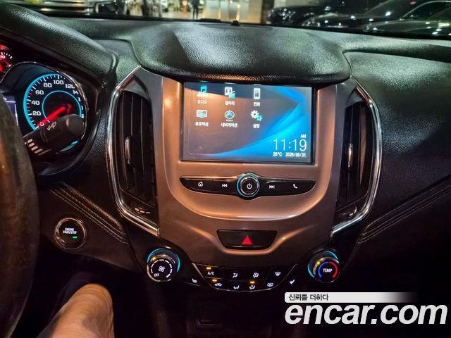 Chevrolet Cruze 1.4 Turbo LT Deluxe 2017 — фото 10