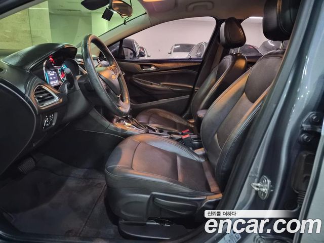 Chevrolet Cruze 1.4 Turbo LT Deluxe 2017 — фото 16