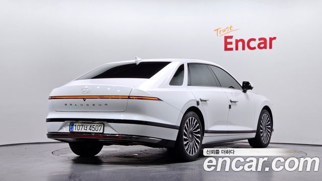 Hyundai Grandeur Hybrid (GN7) Calligraphy 2024 — фото 2