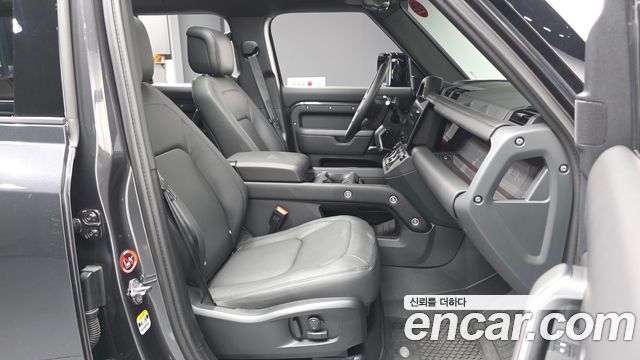 Land Rover Defender (L663) 110 P300 X-Dynamic SE 2026 — фото 15