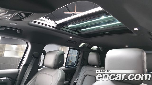 Land Rover Defender (L663) 110 P300 X-Dynamic SE 2026 — фото 23
