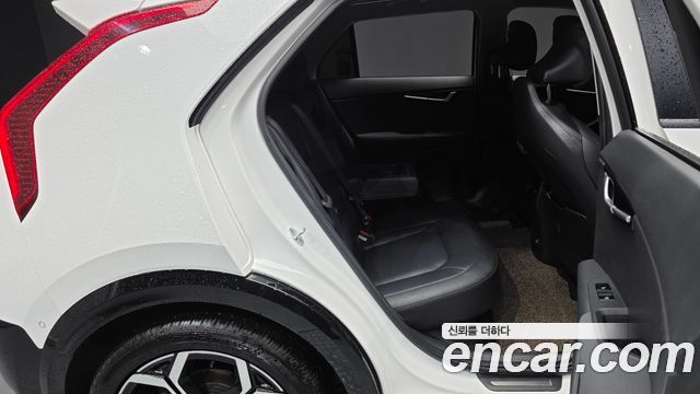 Kia Niro Signature 2022 — фото 16