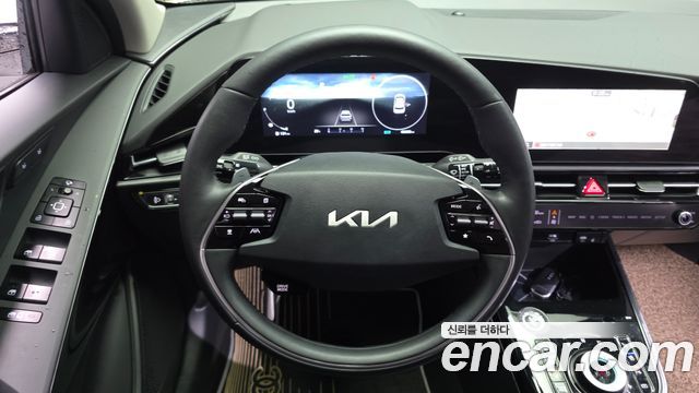 Kia Niro Signature 2022 — фото 17