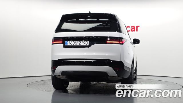 Land Rover Discovery 5 D350 Dynamic HSE 2025 — фото 4