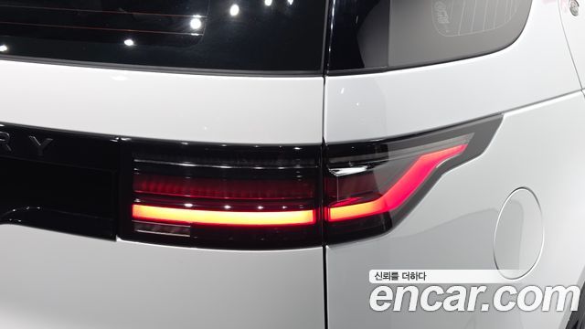 Land Rover Discovery 5 D350 Dynamic HSE 2025 — фото 29