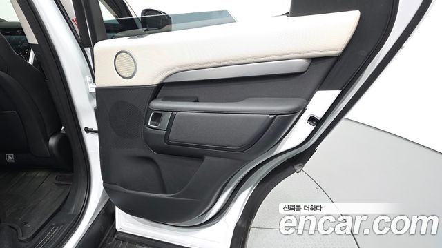Land Rover Discovery 5 D350 Dynamic HSE 2025 — фото 31