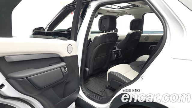 Land Rover Discovery 5 D350 Dynamic HSE 2025 — фото 32