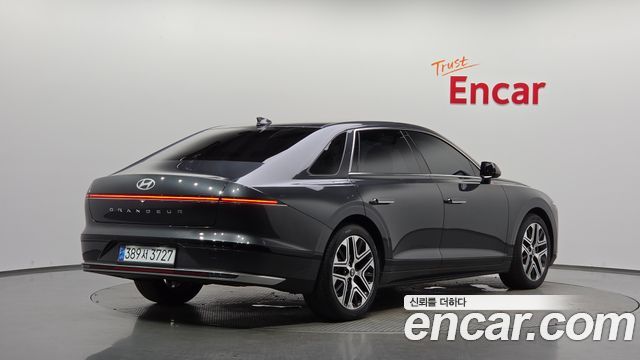 Hyundai Grandeur (GN7) 2,5 Gasoline 2WD Premium 2023 — фото 2