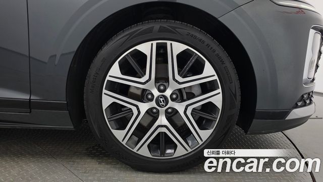 Hyundai Grandeur (GN7) 2,5 Gasoline 2WD Premium 2023 — фото 21