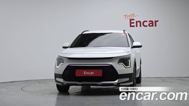 Kia Niro Prestige 2024 — фото 3