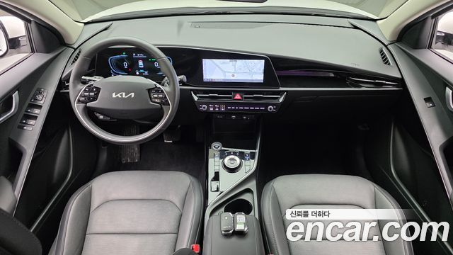 Kia Niro Prestige 2024 — фото 7